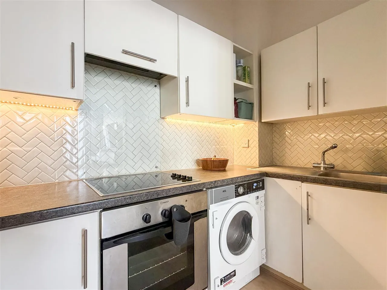 Compton Street, Eastbourne, BN21, photo 9