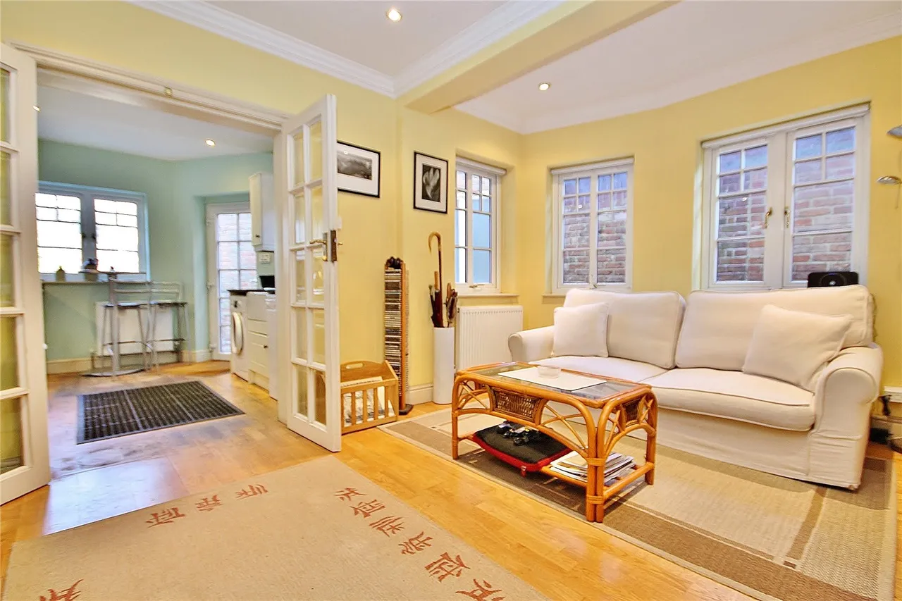 Westfield Road, Westfield, GU22, photo 4