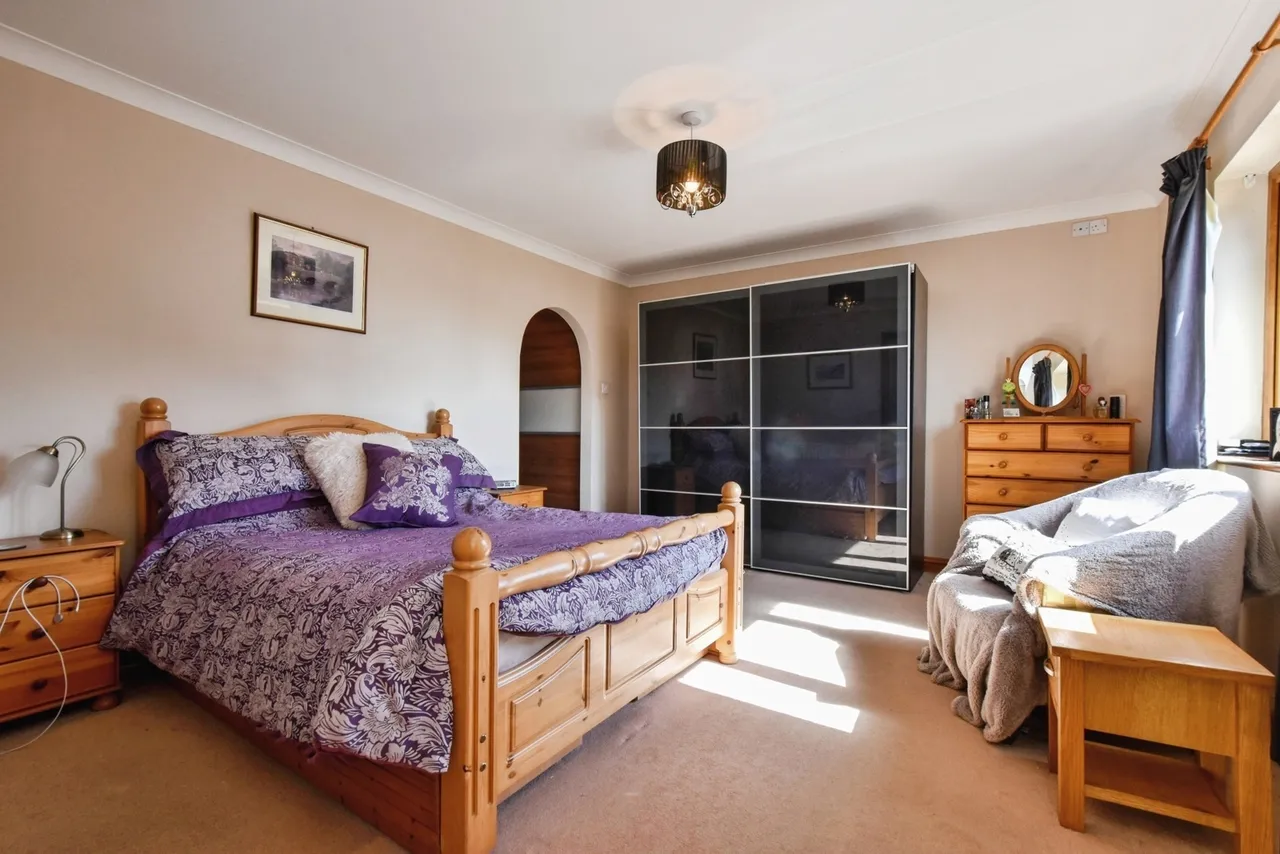 Pantyblodau Road, Blaenau, SA18, photo 17