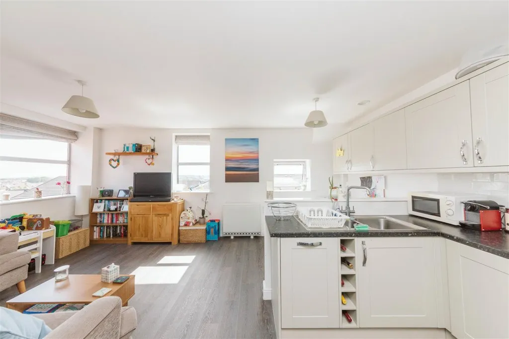 Flat 22, Stanley Court, Bartholomews Square, Horfield, Bristol, BS7 0FF, photo 6