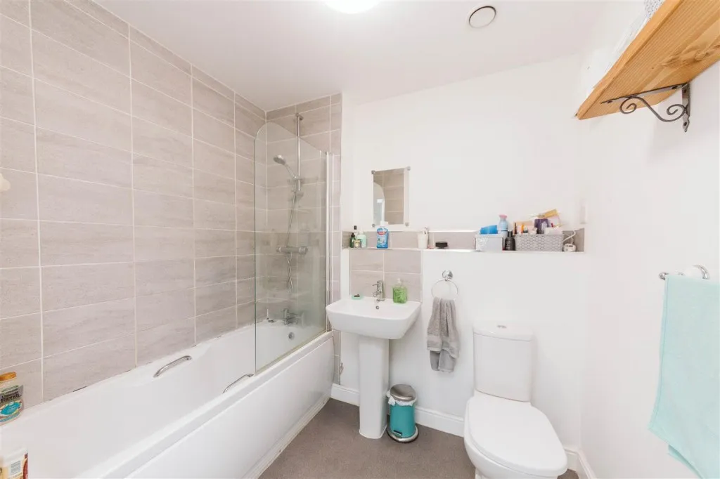 Flat 22, Stanley Court, Bartholomews Square, Horfield, Bristol, BS7 0FF, photo 11