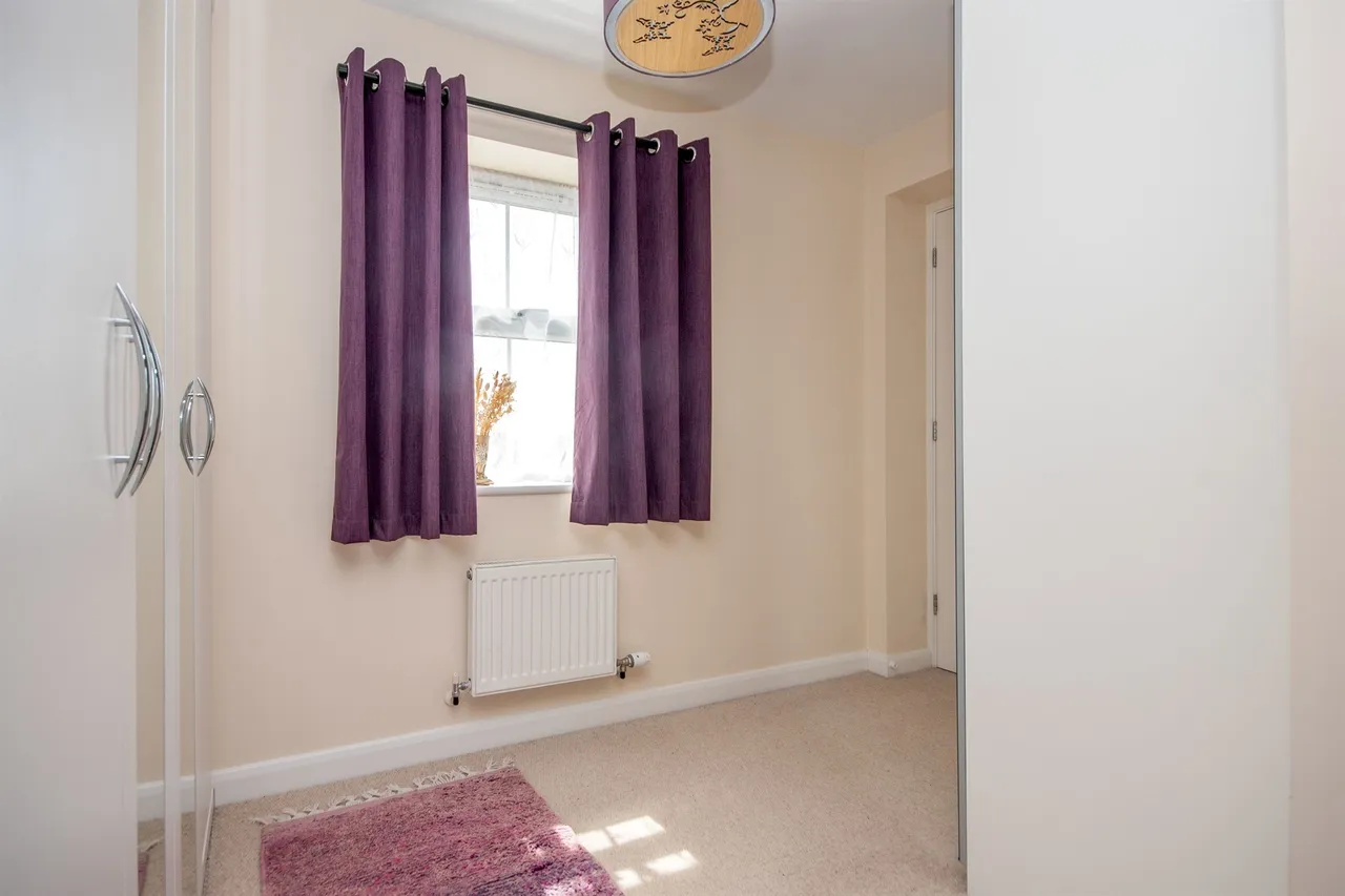 Thistle Drive, Kettering, NN14, photo 11