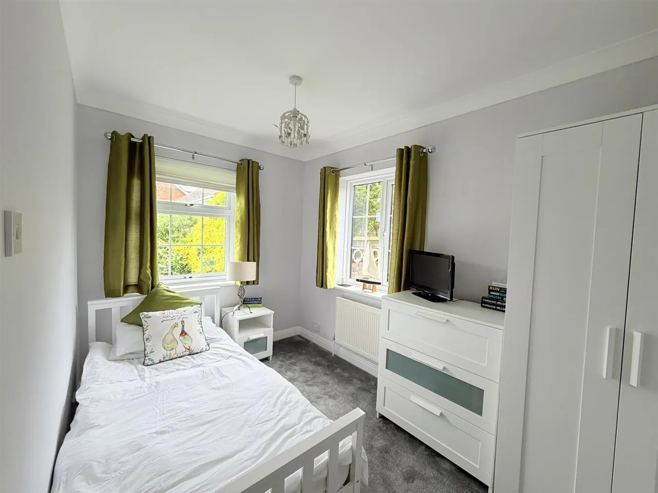 Poynings Close, Seaford, photo 13