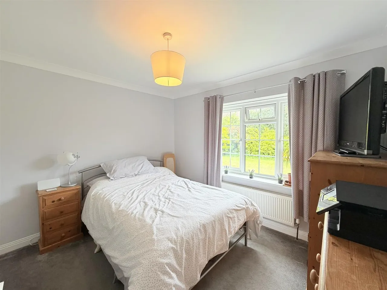 Poynings Close, Seaford, photo 17