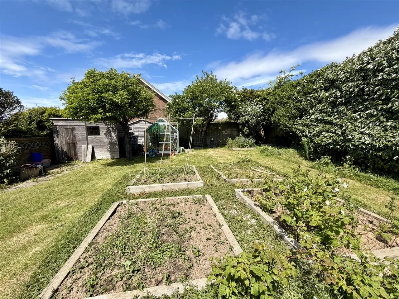Poynings Close, Seaford, photo 8