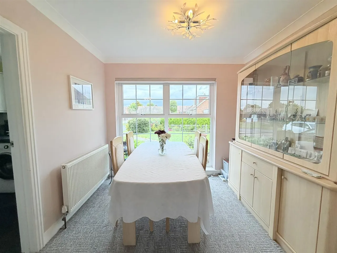 Poynings Close, Seaford, photo 3