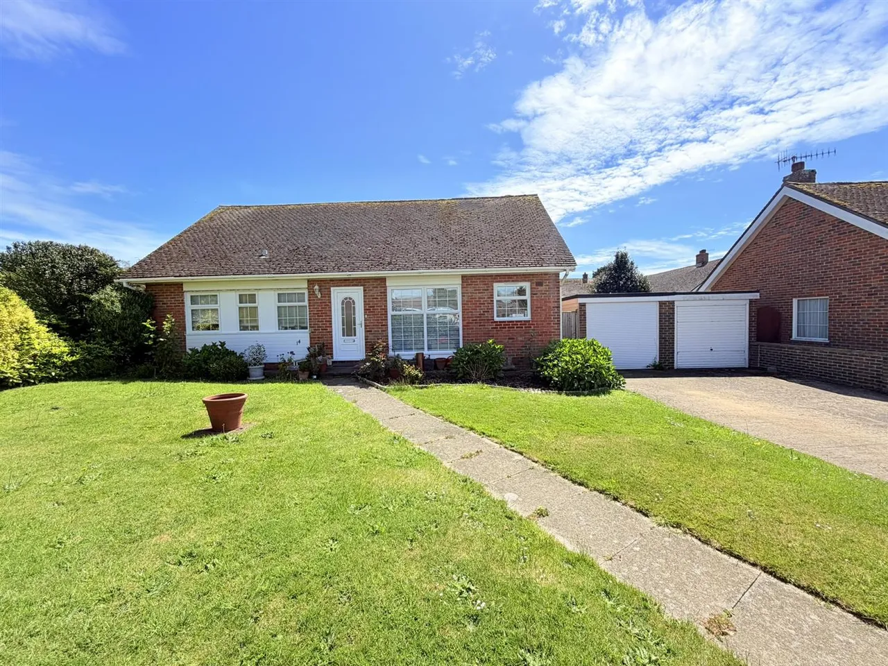 3 bed house for sale, Poynings Close, Seaford