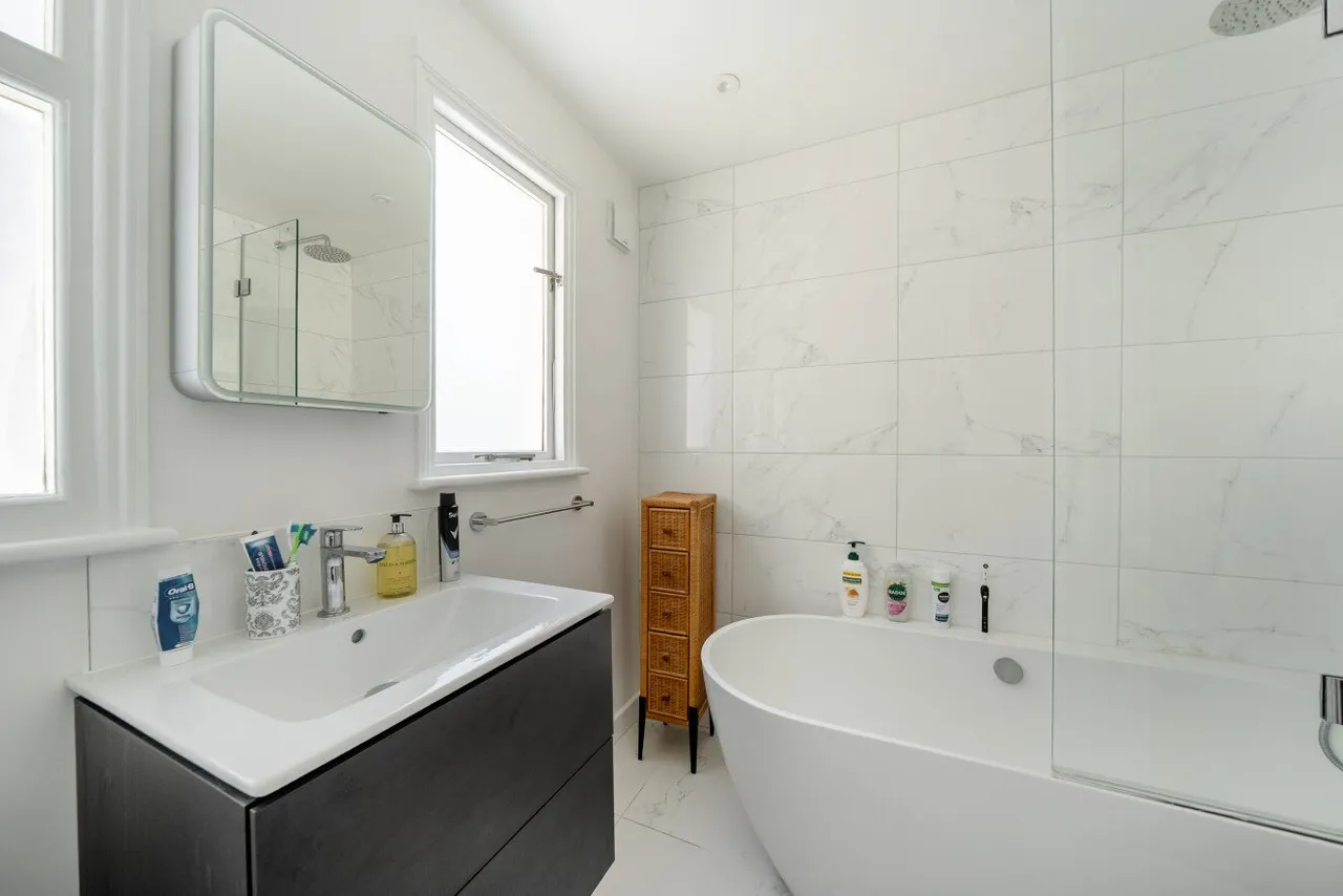 Cathles Road, Balham, London, SW12, photo 10