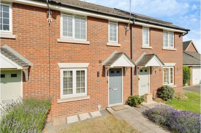 3 bed house for sale — Bilberry Close, Red Lodge, Bury St. Edmunds