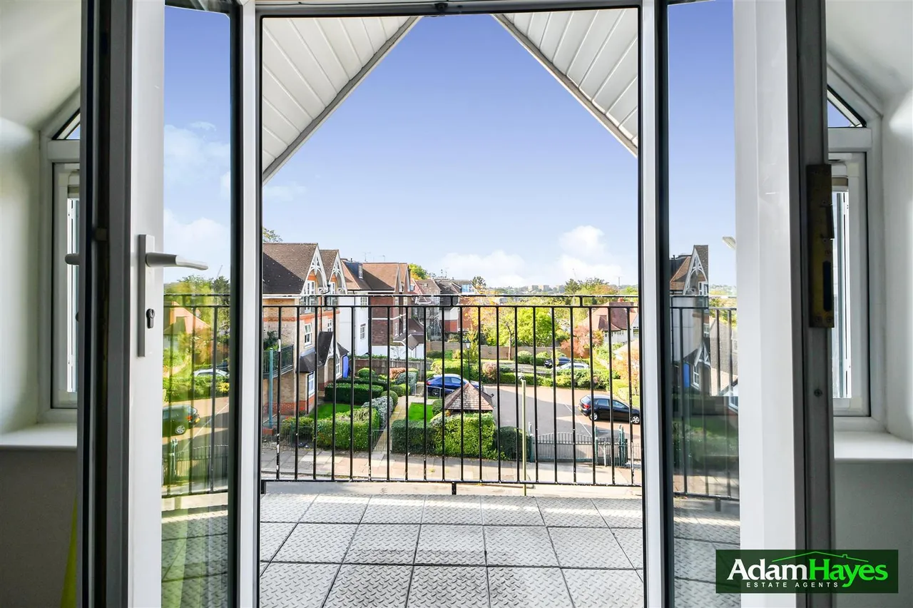 Hendon Lane, Finchley, N3, photo 5