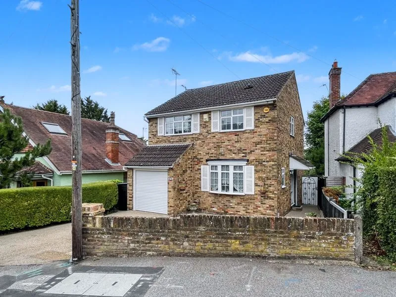 3 bed house for sale — Chapel Lane, High Wycombe HP12 4BS