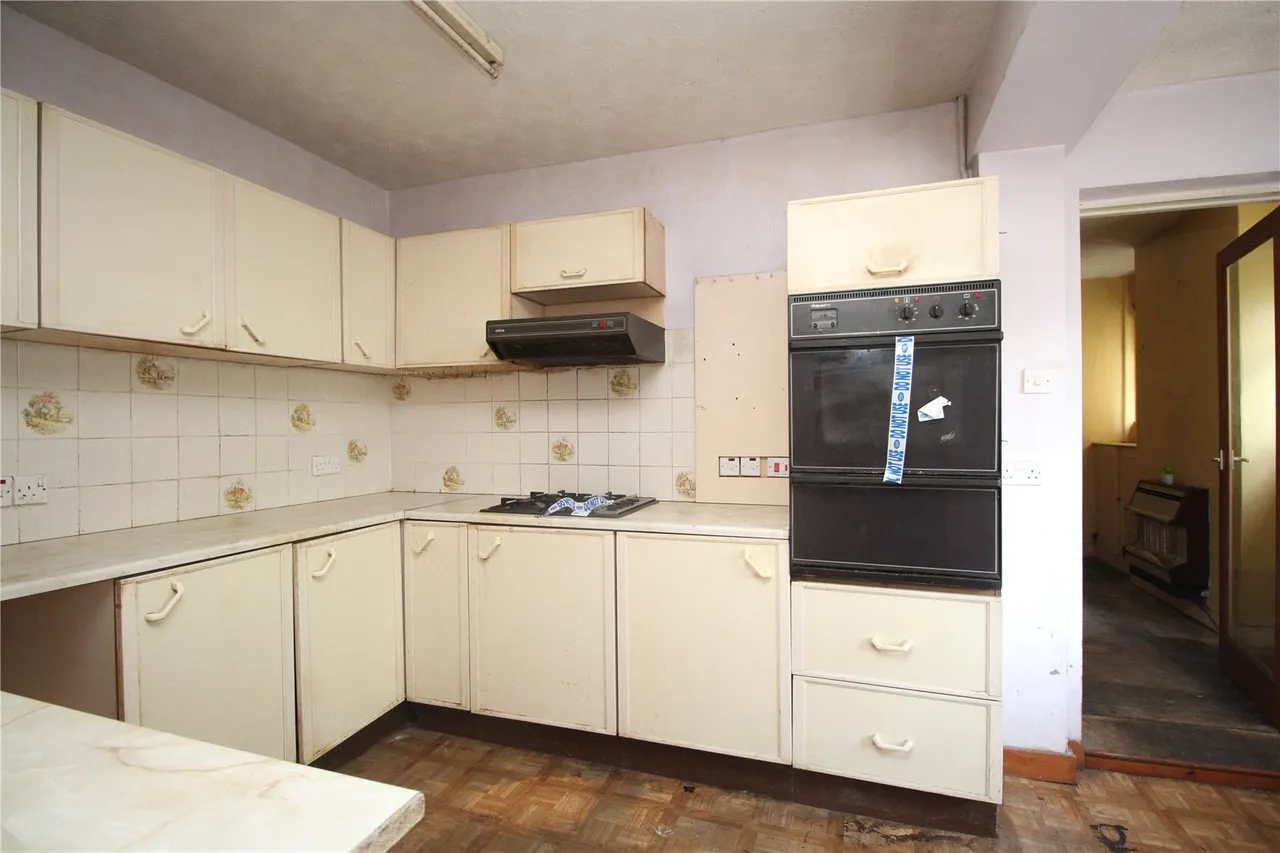 Ackender Road, Alton, GU34, photo 4