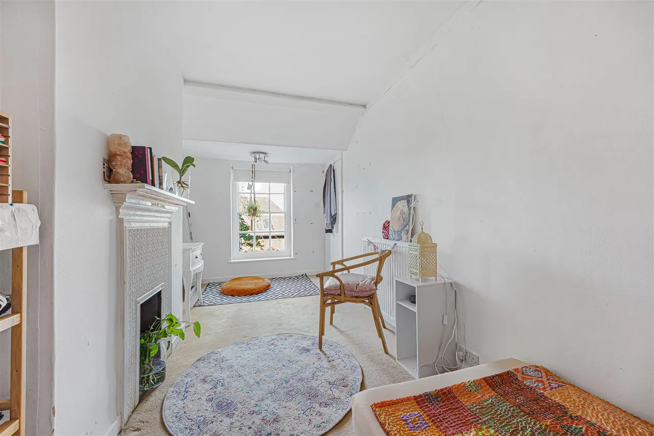 Surley Row, Emmer Green, RG4, photo 9