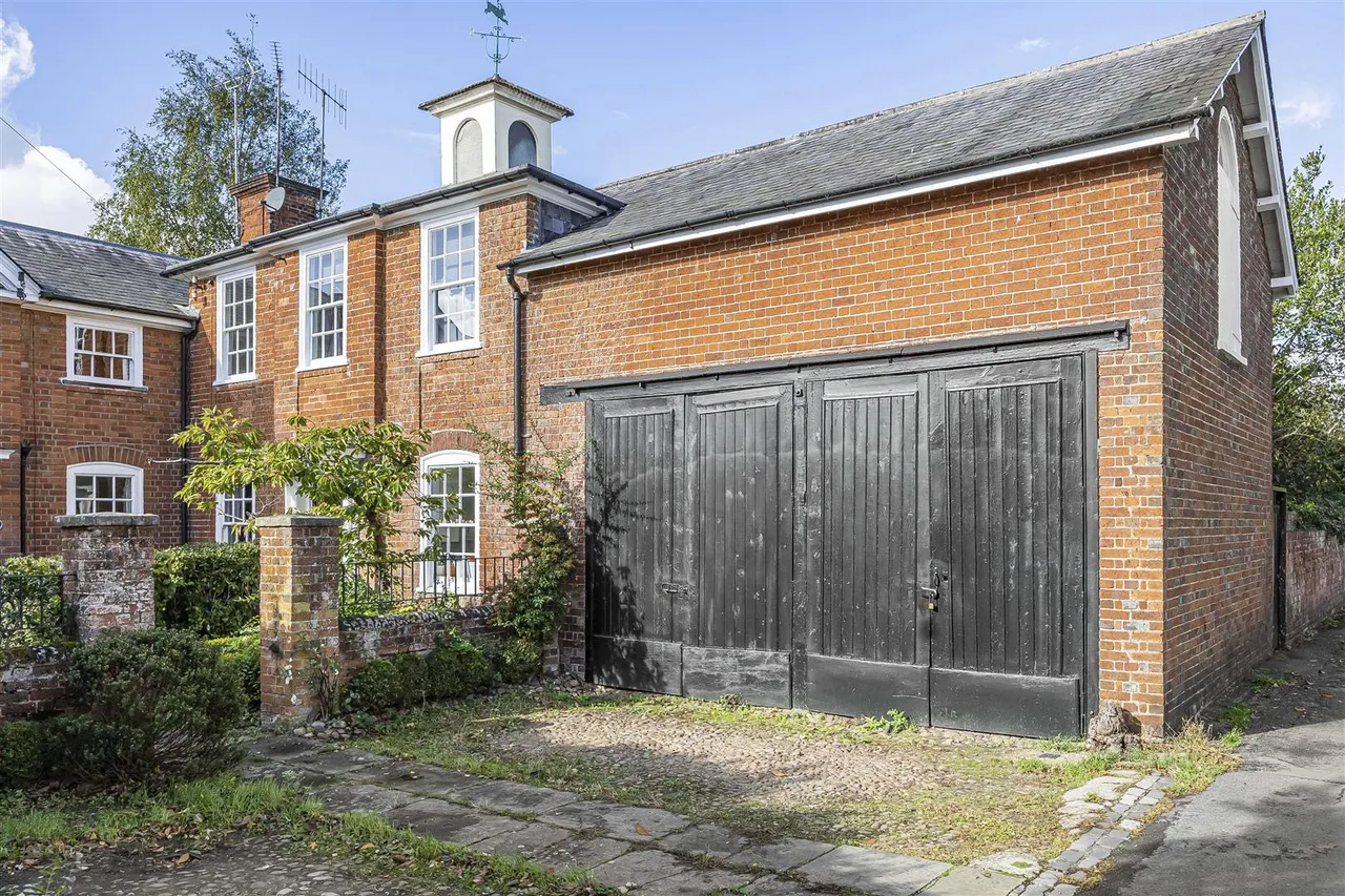 Surley Row, Emmer Green, RG4, photo 27