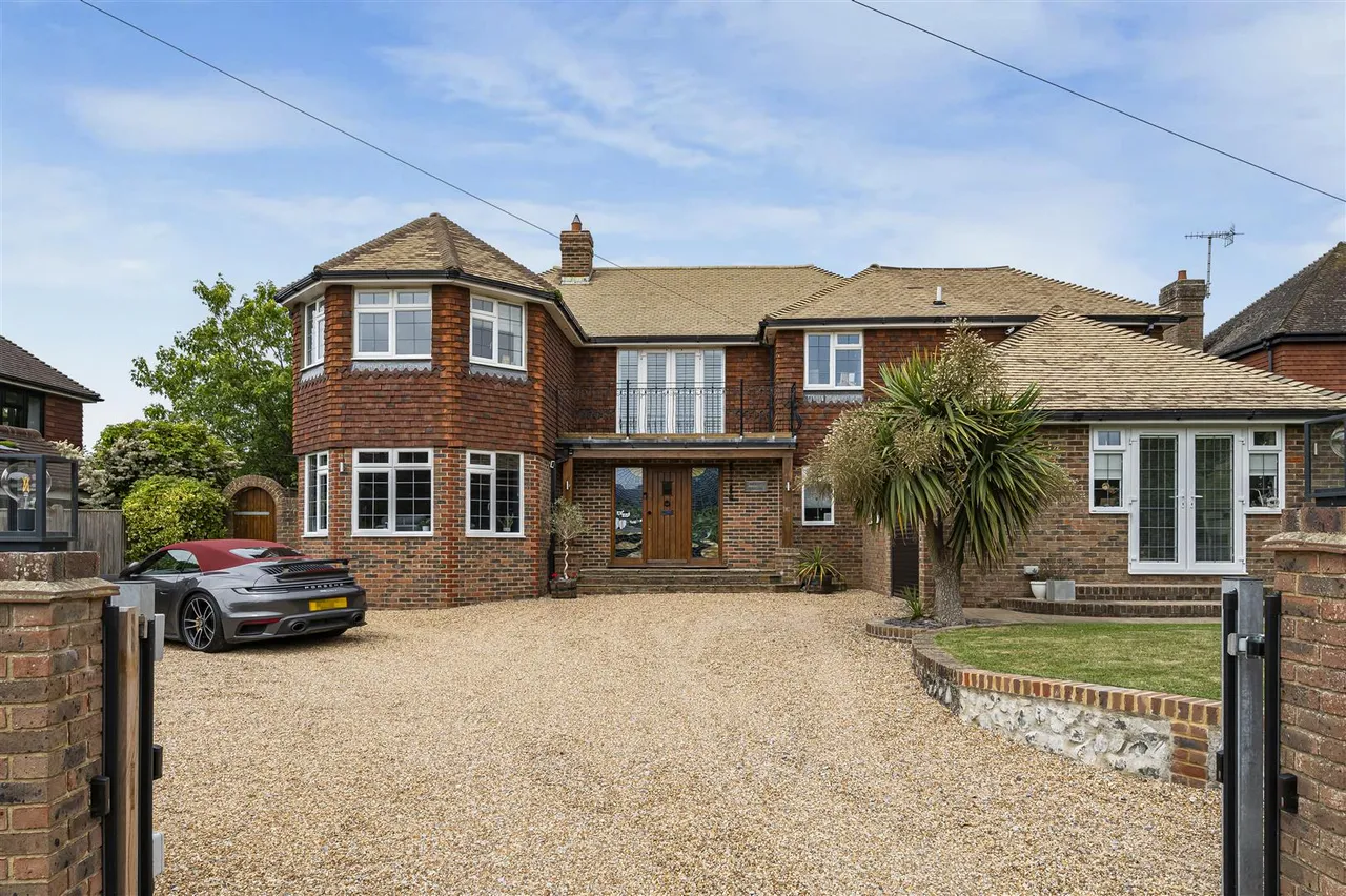 Cuckmere Road, Seaford, photo 42