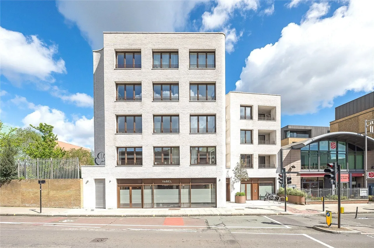 Haverstock Hill, London, NW3, photo 14