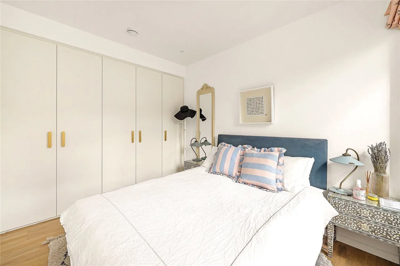 Haverstock Hill, London, NW3, photo 8