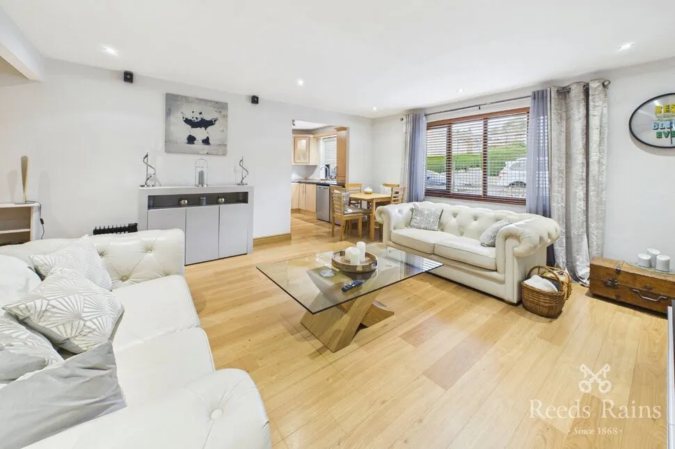 Aylesbury Court, Sheffield, S9, photo 12
