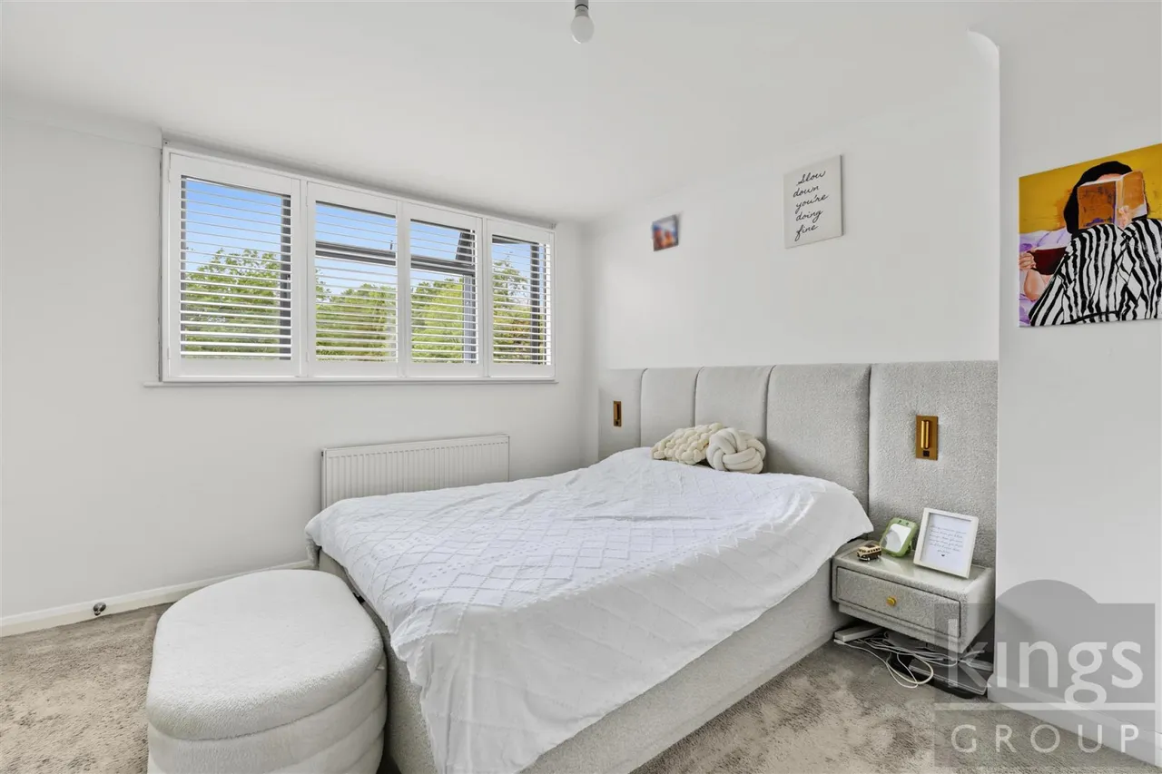St. Leonards Road, Nazeing, photo 9