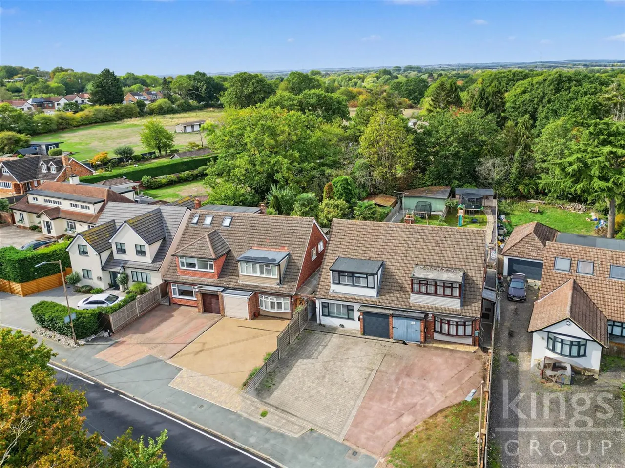 St. Leonards Road, Nazeing, photo 12