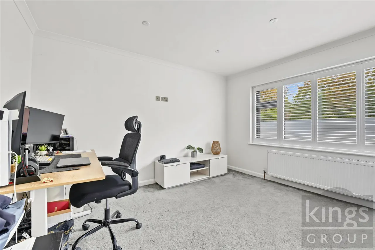 St. Leonards Road, Nazeing, photo 2