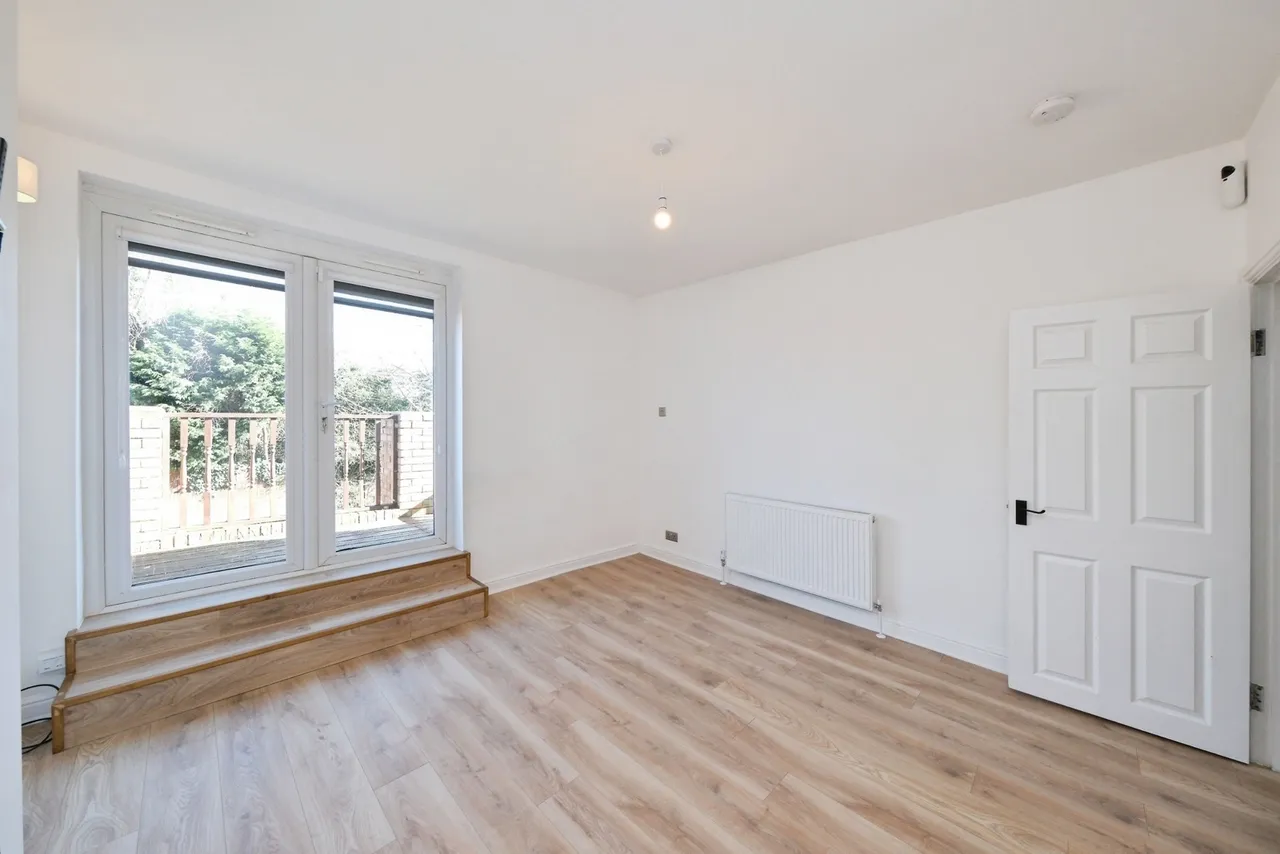 School Terrace, Conisbrough, Doncaster, South Yorkshire, DN12, photo 3