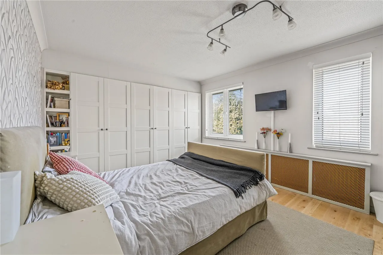 Gresham Road, Hampton, TW12, photo 6