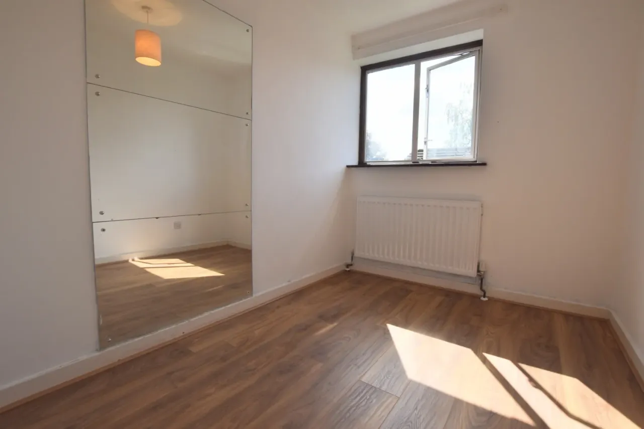 Buckingham Gate, Eaglestone, MK6, photo 10