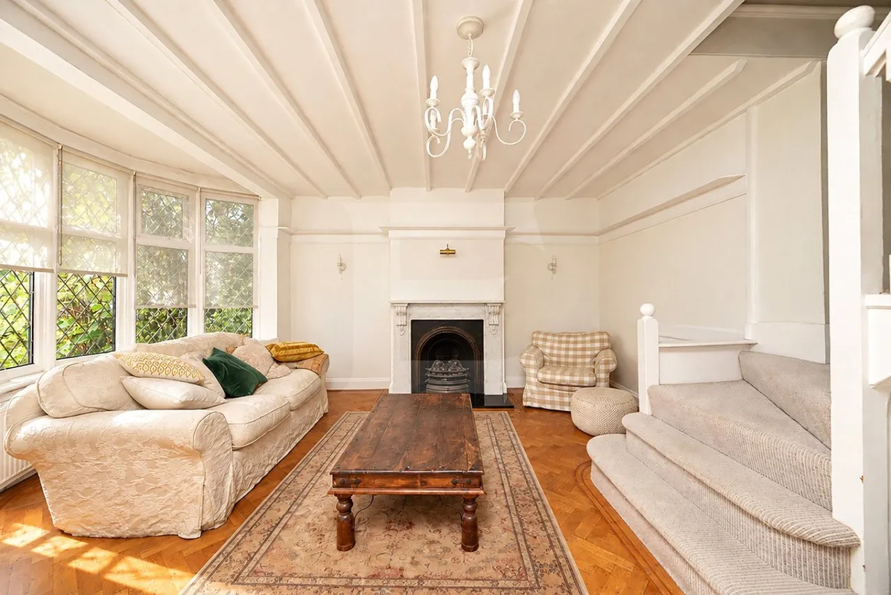 Copthall Gardens, Mill Hill, NW7, photo 2