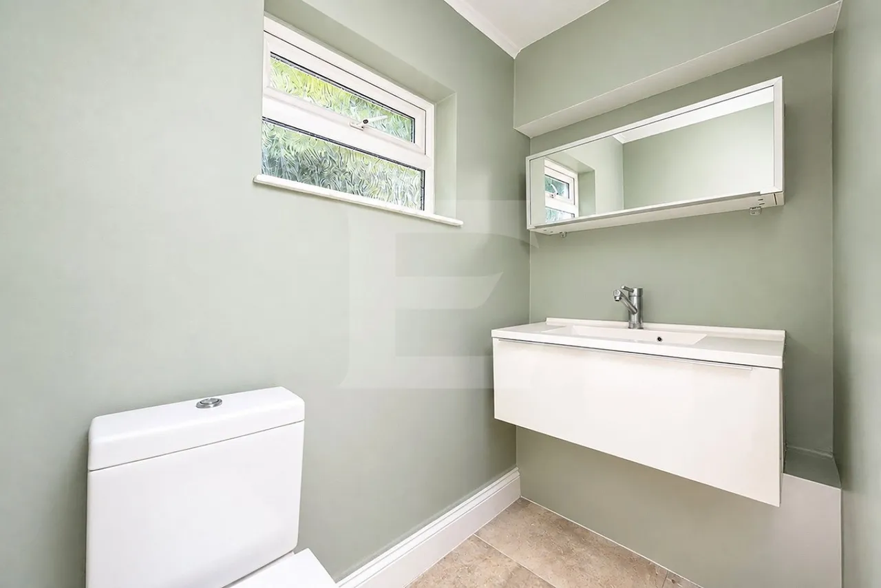 Copthall Gardens, Mill Hill, NW7, photo 14