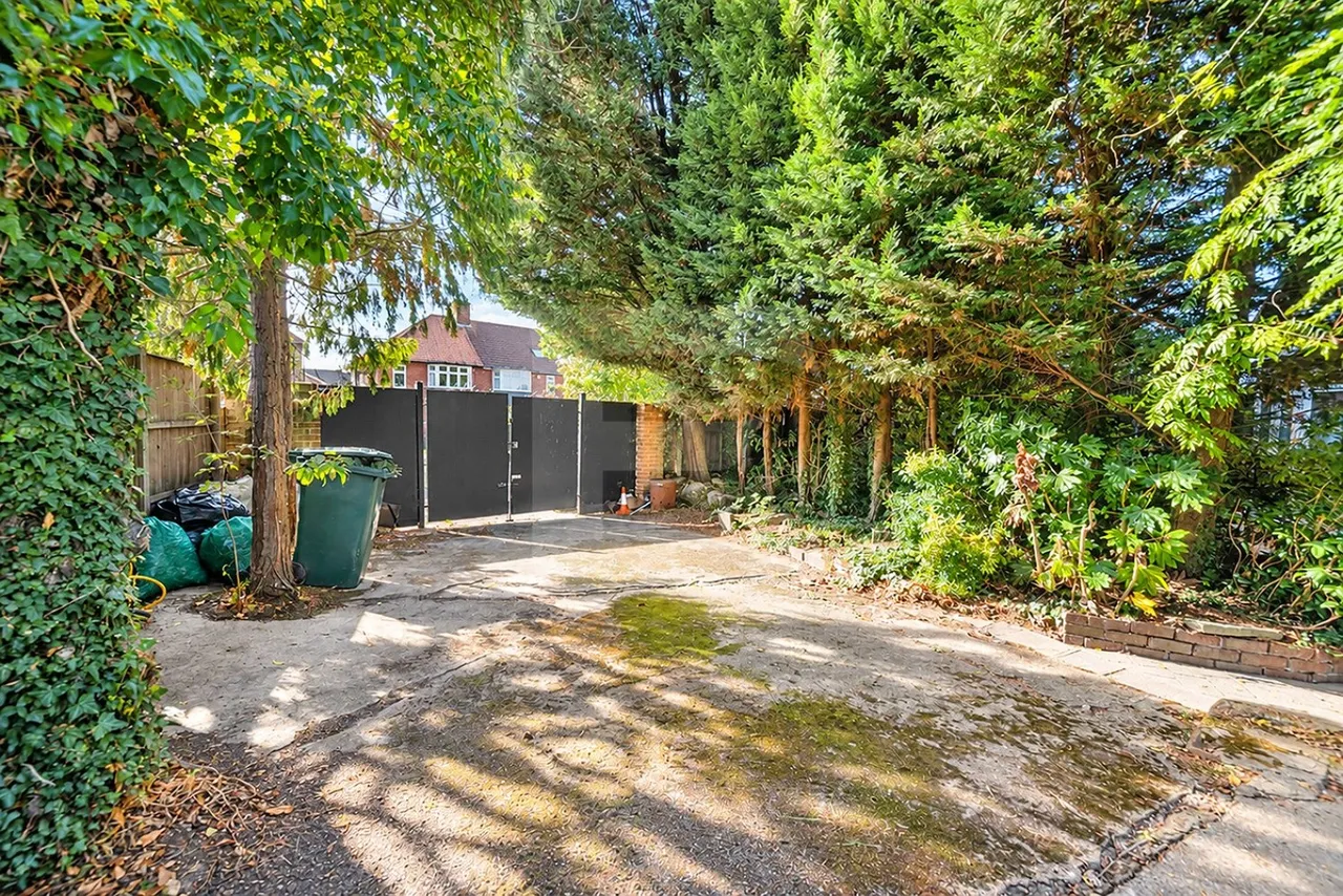 Copthall Gardens, Mill Hill, NW7, photo 21