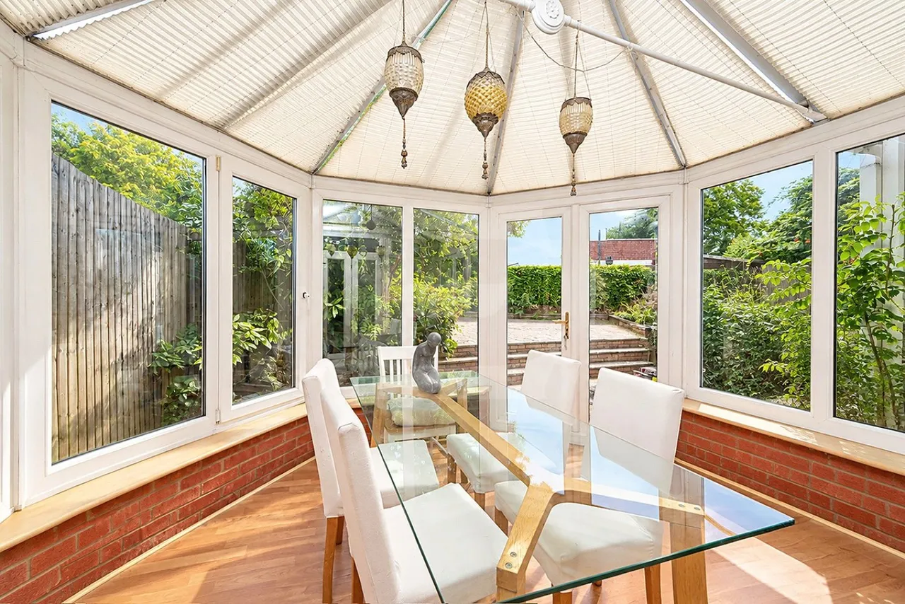 Copthall Gardens, Mill Hill, NW7, photo 7