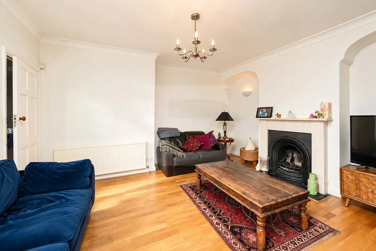 Copthall Gardens, Mill Hill, NW7, photo 12