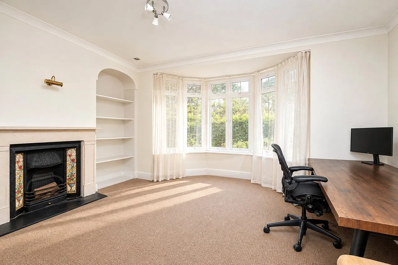 Copthall Gardens, Mill Hill, NW7, photo 8