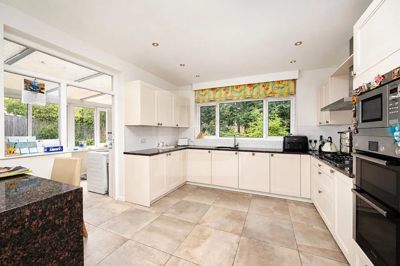 Copthall Gardens, Mill Hill, NW7, photo 4