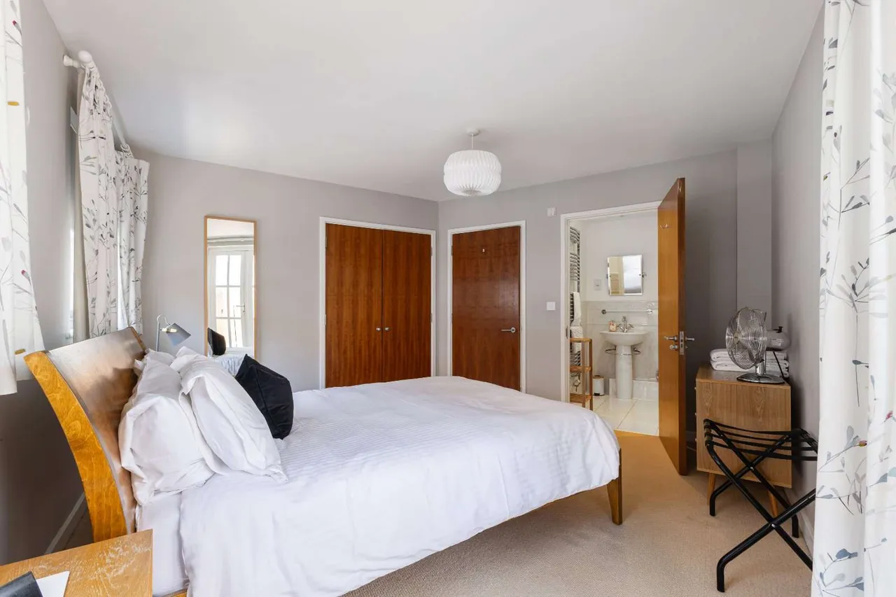 Sussex Street, Winchester, Hampshire, SO23 8BH, photo 5