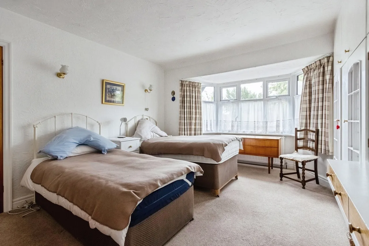 Dewsbury Road, Wakefield, West Yorkshire, WF2, photo 17