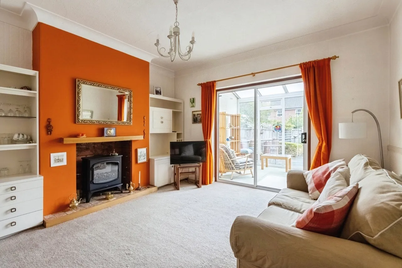 Dewsbury Road, Wakefield, West Yorkshire, WF2, photo 9