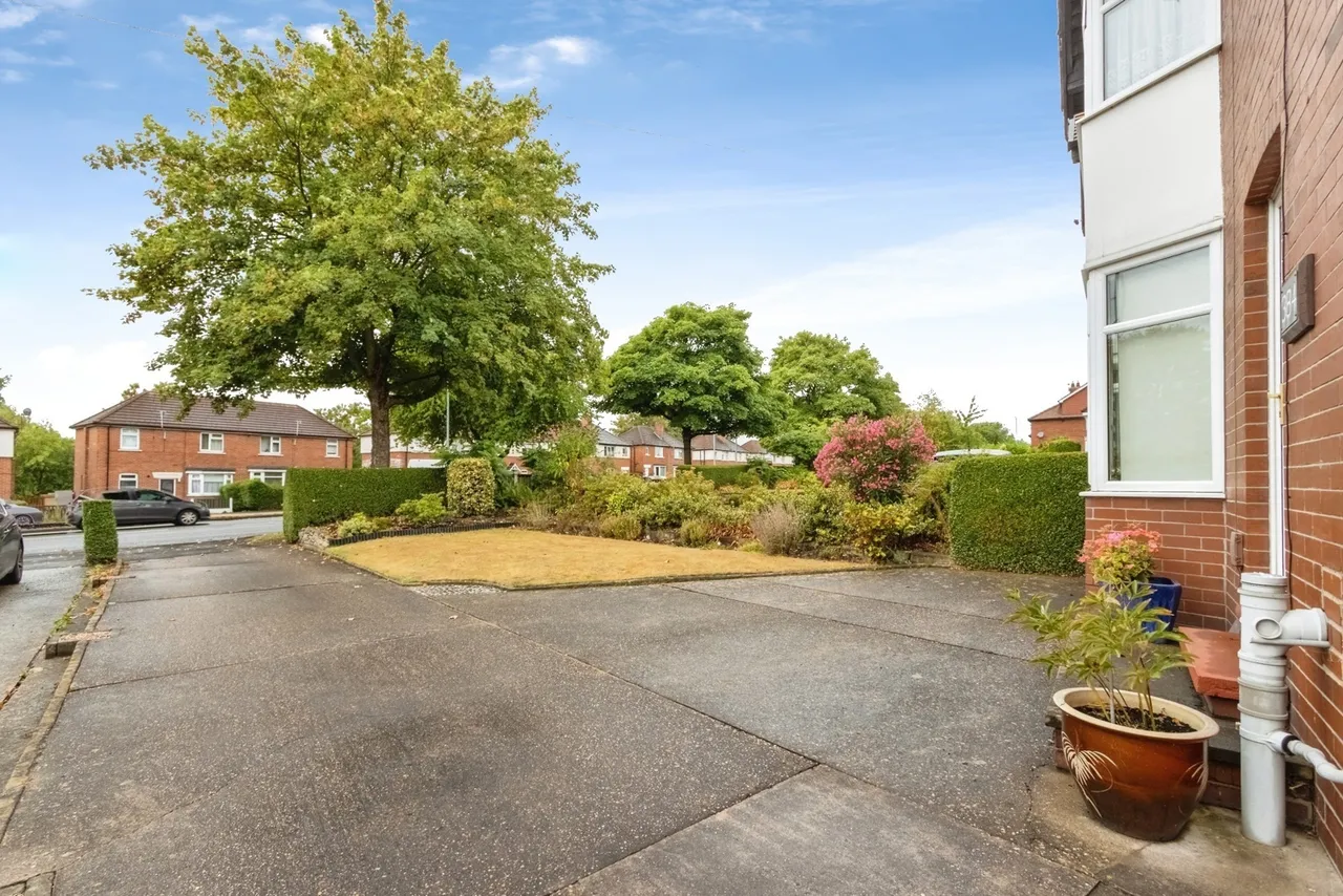 Dewsbury Road, Wakefield, West Yorkshire, WF2, photo 25