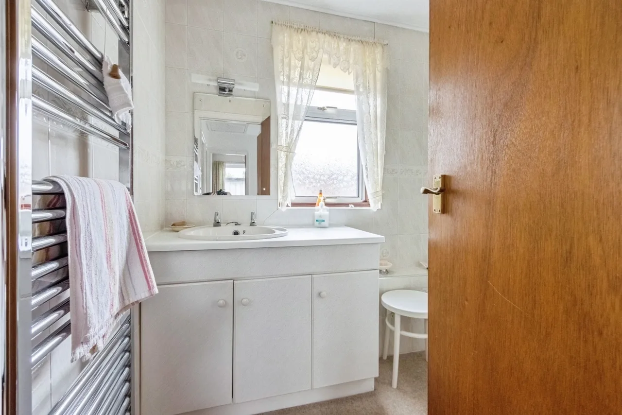 Dewsbury Road, Wakefield, West Yorkshire, WF2, photo 20