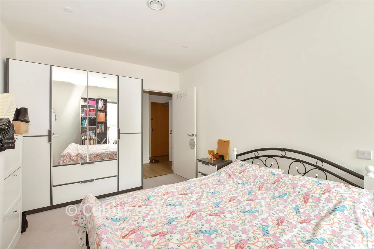 The Boulevard, Crawley, RH10, photo 9