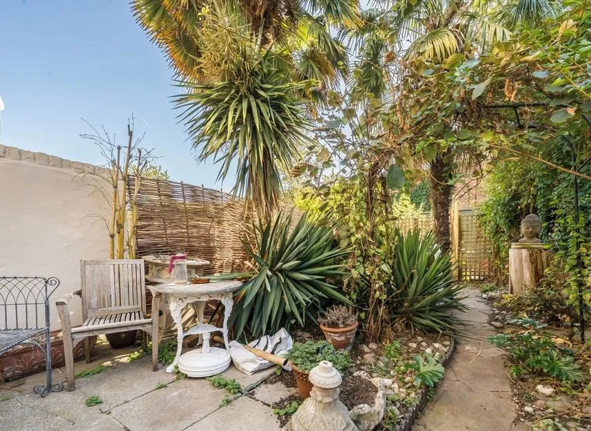 Leighton Road, Kentish Town, NW5, photo 5