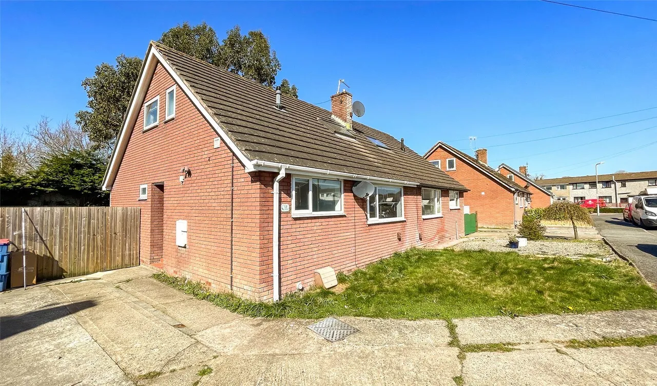 3 bed house for sale, Cae Gweithdy, Menai Bridge