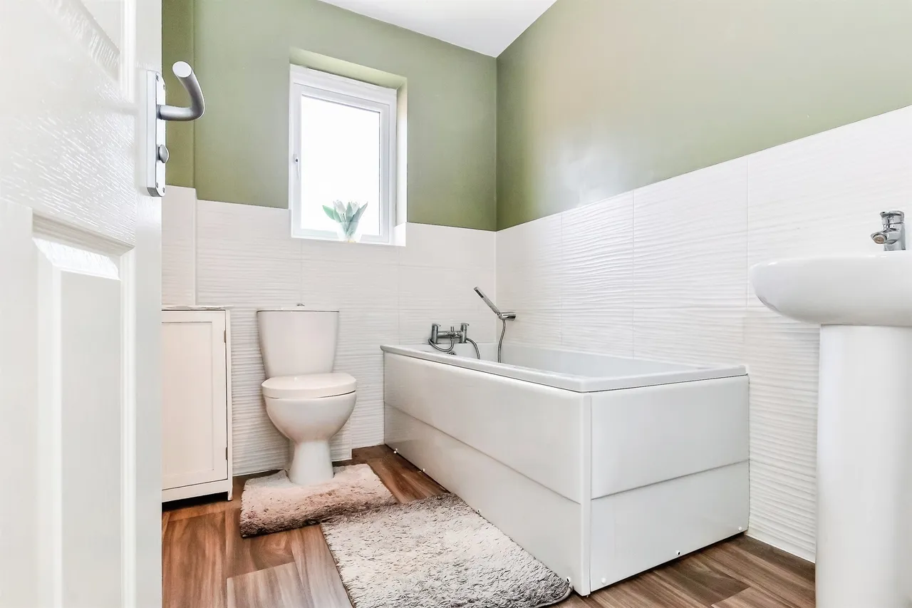 Woburn Drive, Thorney, PE6, photo 6
