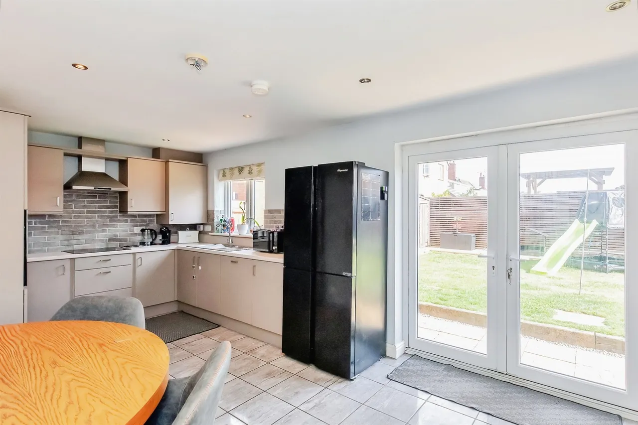 Woburn Drive, Thorney, PE6, photo 2