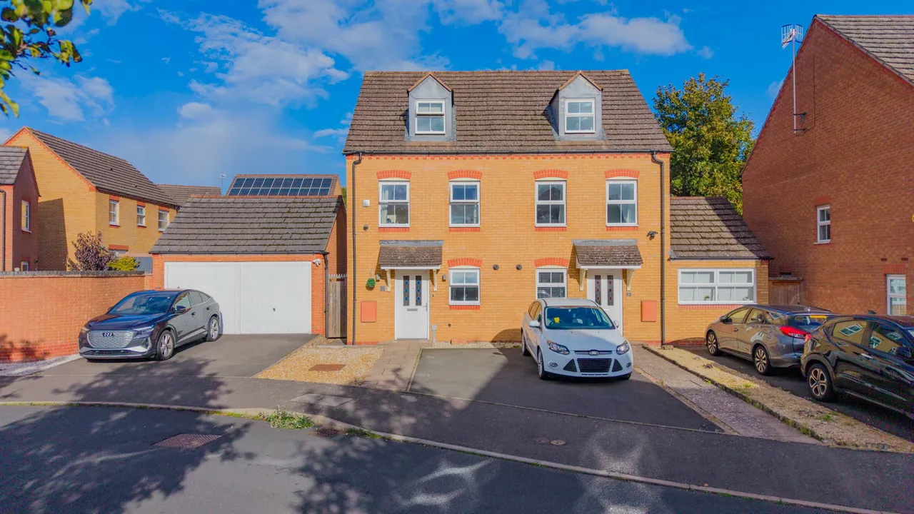 Cowdrey Close, Amblecote, DY8, photo 2