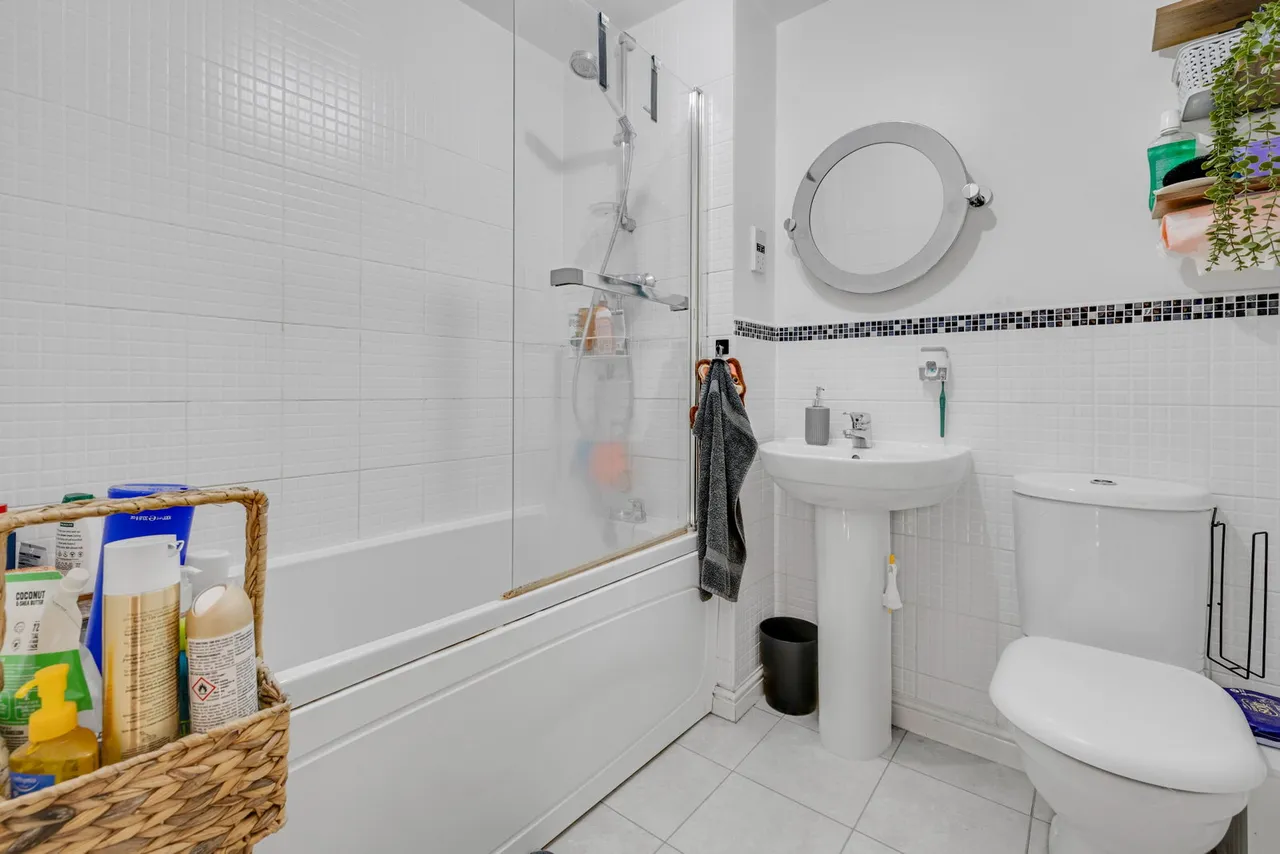 Cowdrey Close, Amblecote, DY8, photo 24