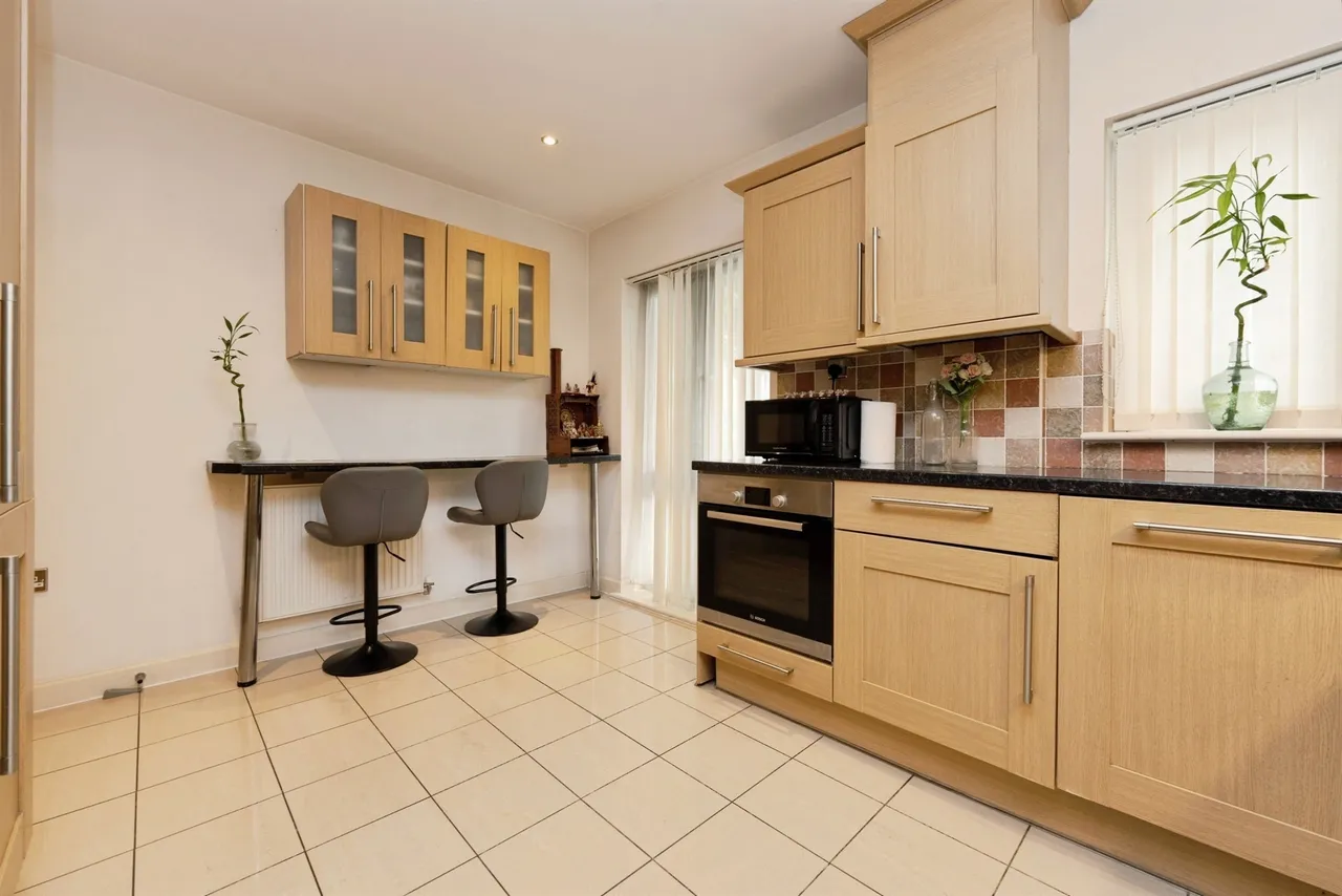 Modena Mews, Watford, photo 3