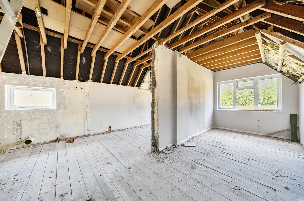 Highams Lane, Chobham, Woking, Surrey, GU24 8TD, photo 16