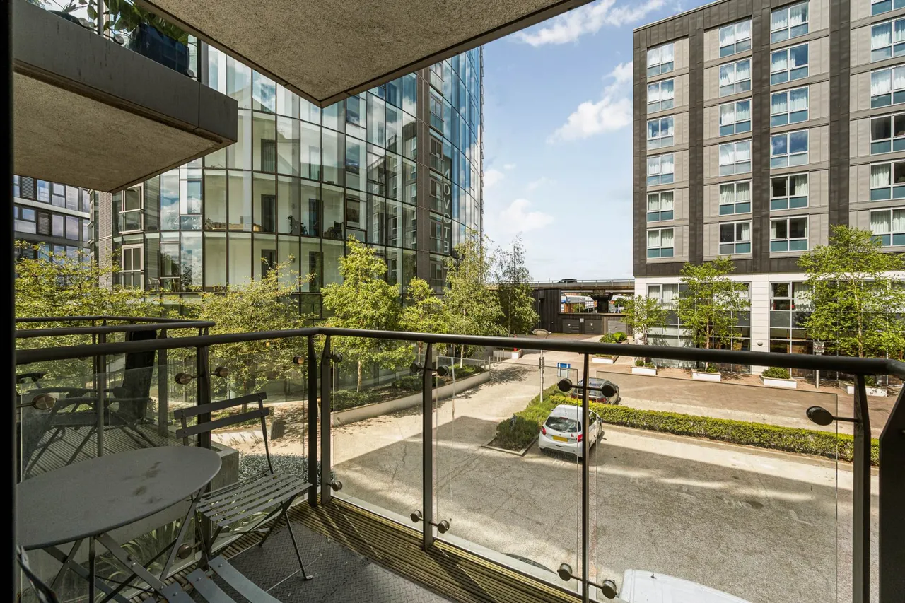Burgoyne House, Brentford, TW8 0GB, photo 4